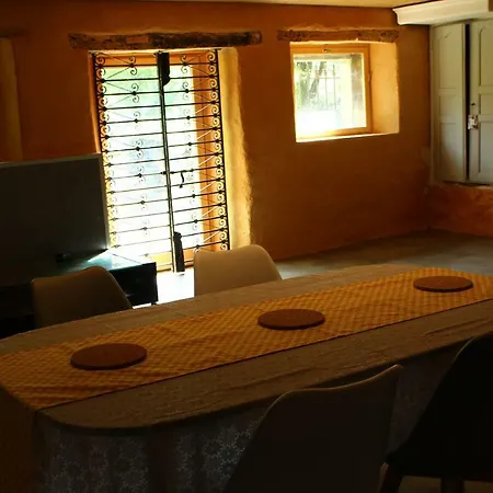 Séjour à la campagne Chez Tival Maison Atypique De 1850 *
